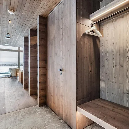 The Lakeview By Hilla *